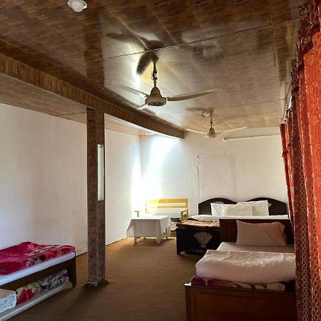 Tourist Cottage Hunza Karimabad  Екстер'єр фото