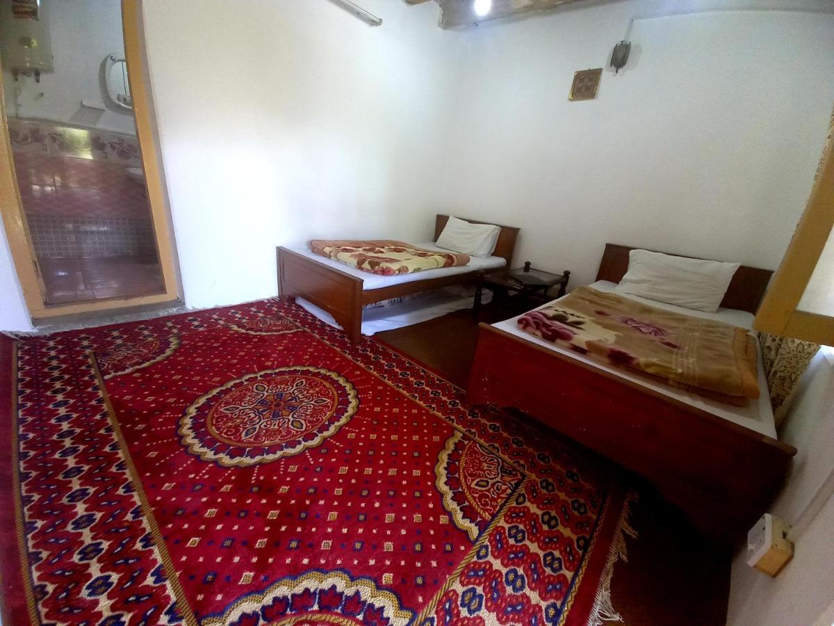 Tourist Cottage Hunza Karimabad  Екстер'єр фото